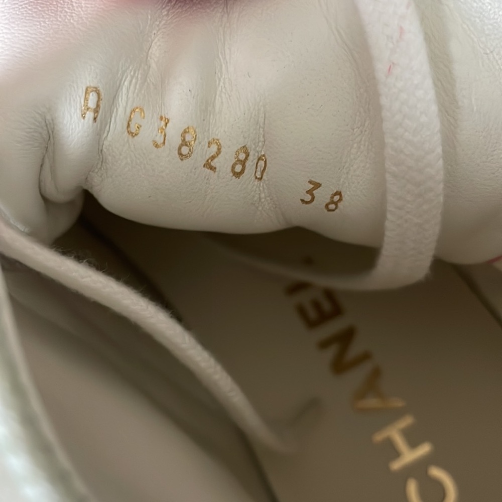 Chanel white pink multi color high top quilted sneakers trainers flats sz 38 - Picture 9 of 11